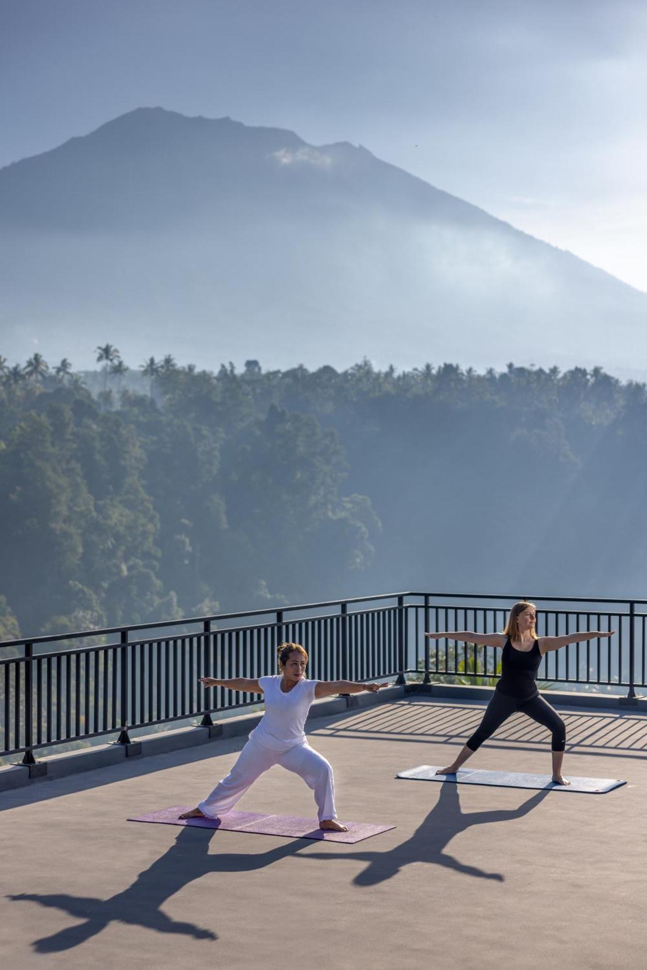 Tapa Agung View Hotel Menanga Bagian luar foto