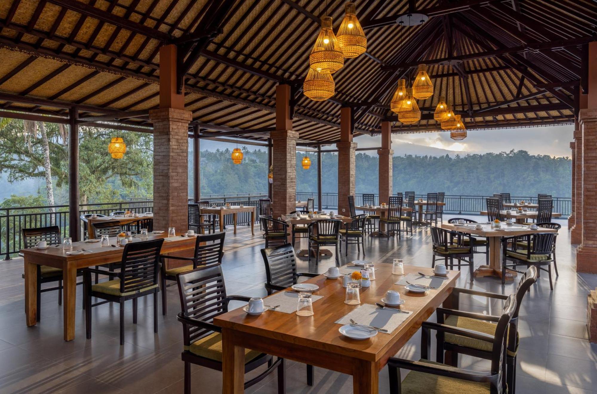 Tapa Agung View Hotel Menanga Bagian luar foto