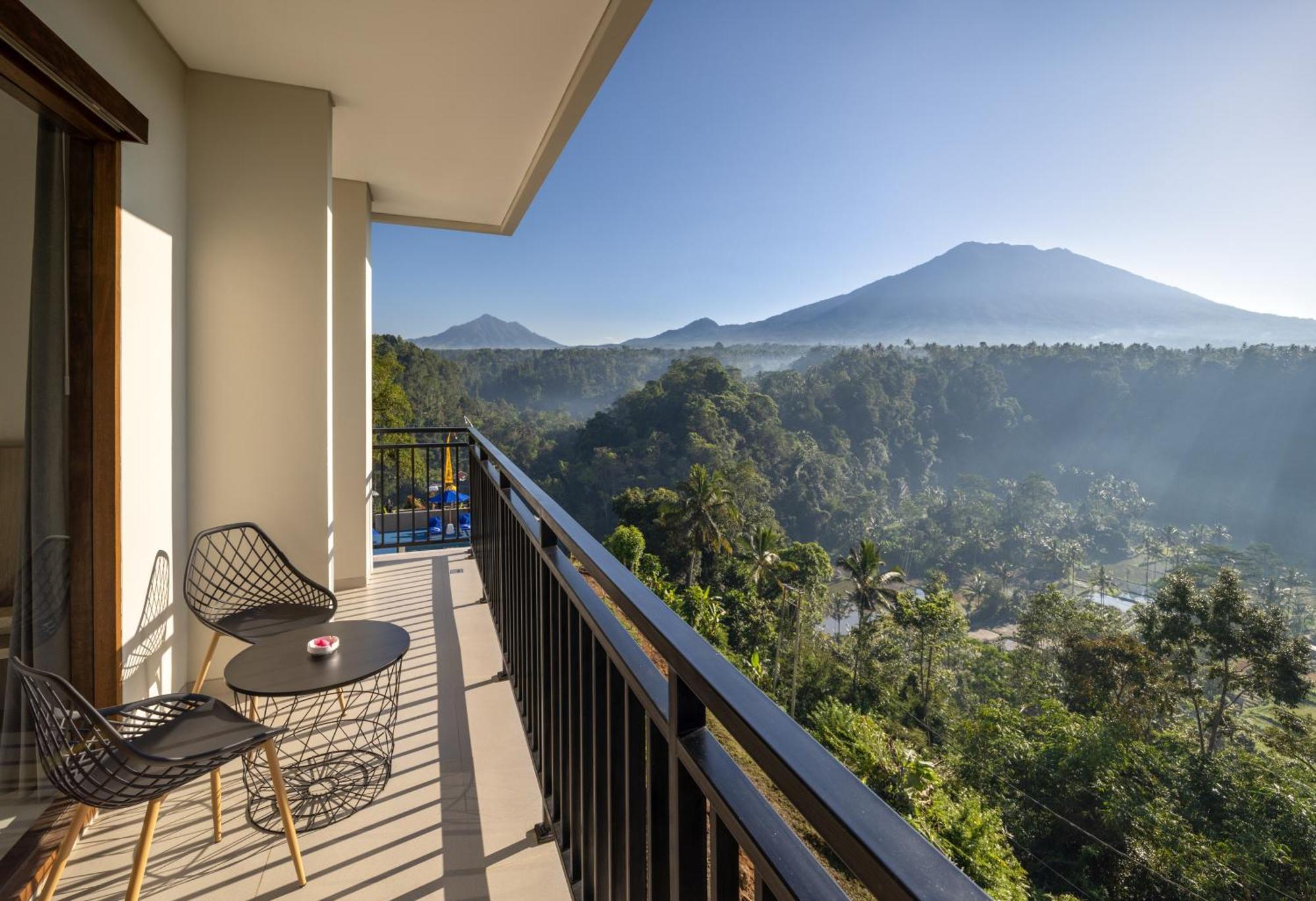 Tapa Agung View Hotel Menanga Bagian luar foto